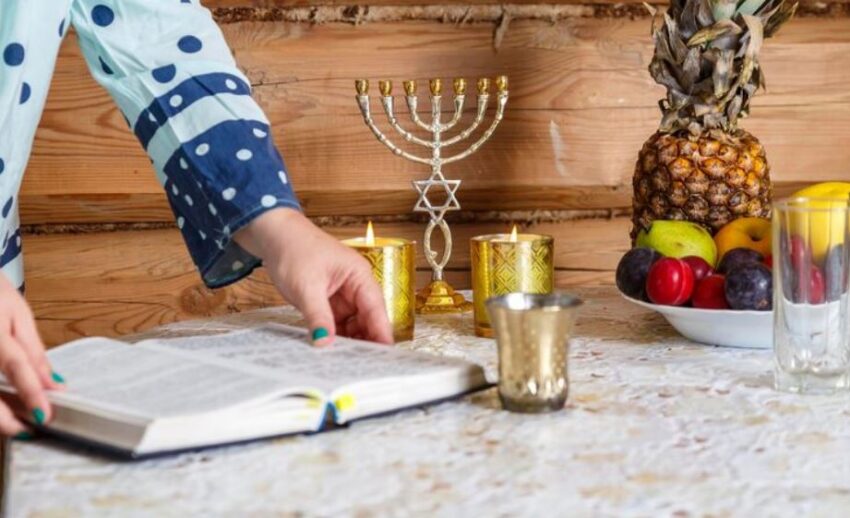 How a Roman Historian's Forgotten Diary Describes the First Hanukkah