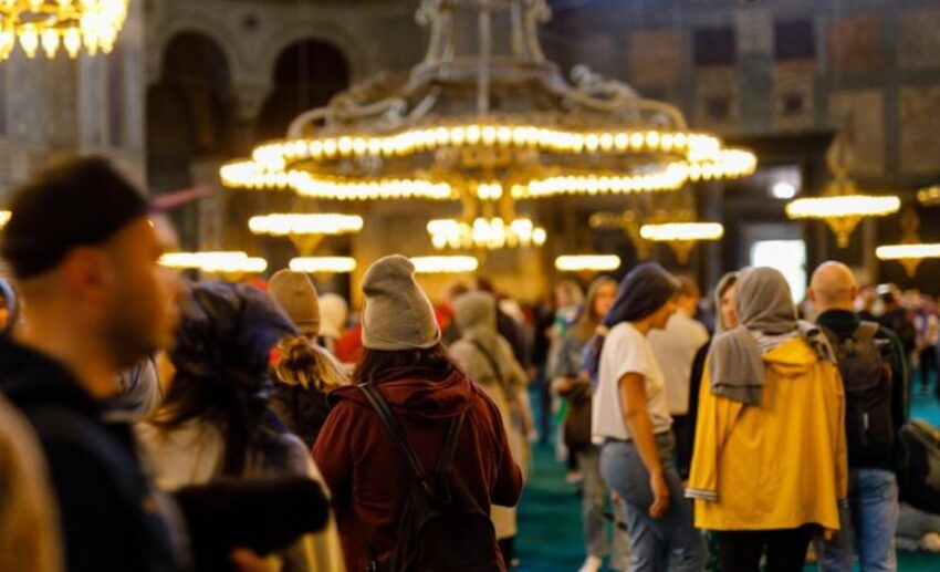 Inside Buenos Aires' Underground Hanukkah Scene, Born From Immigration